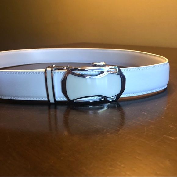 Men’s White Rachet-style belt - Picture 7 of 8